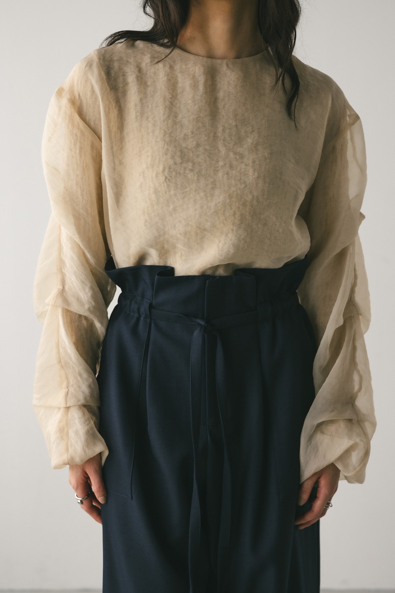 シアーレイヤードトップ