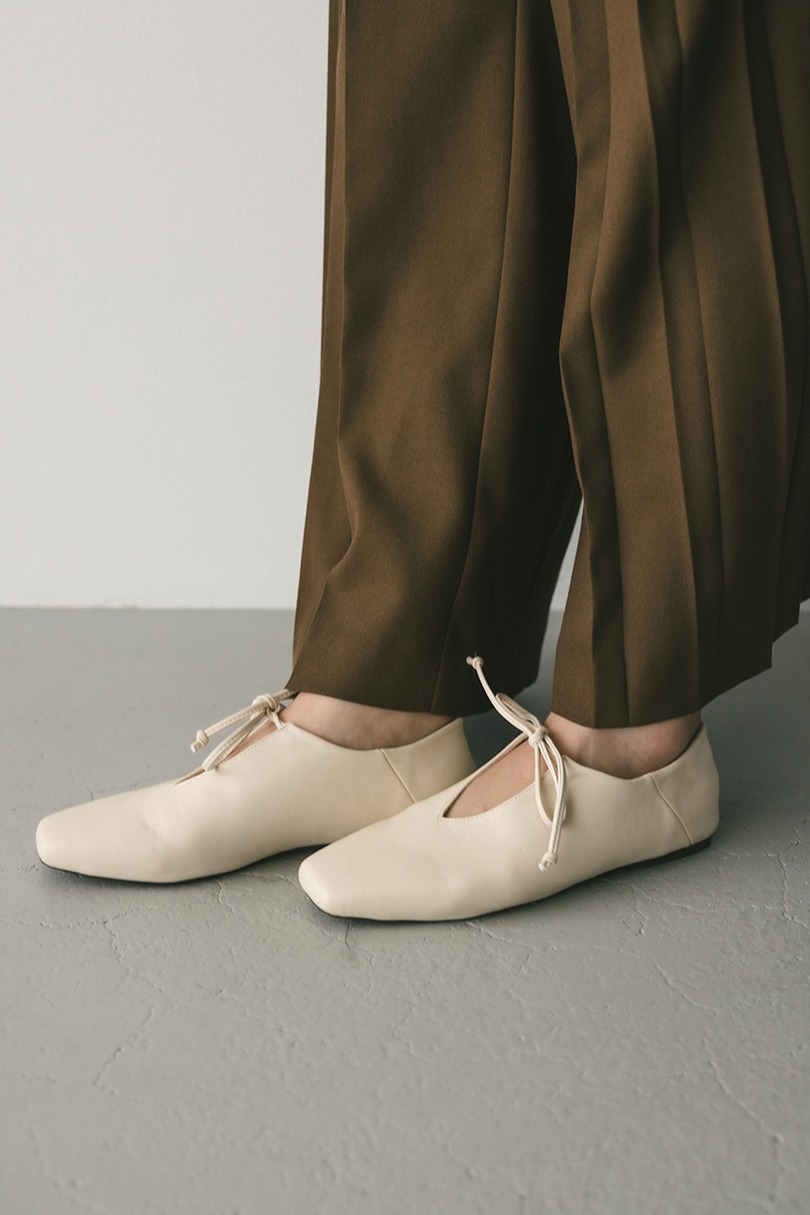 レースアップフラットシューズ 詳細画像 IVOY 2