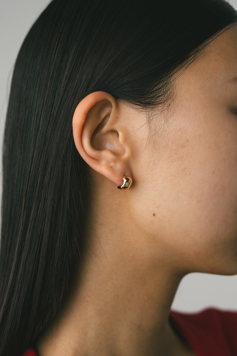 ミニマルライトピアス