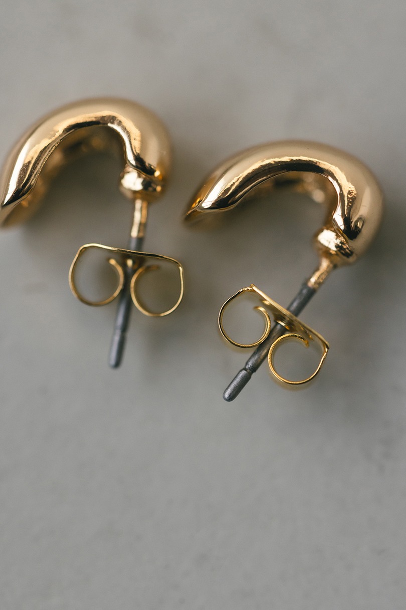 ミニマルライトピアス 詳細画像 GLD 9