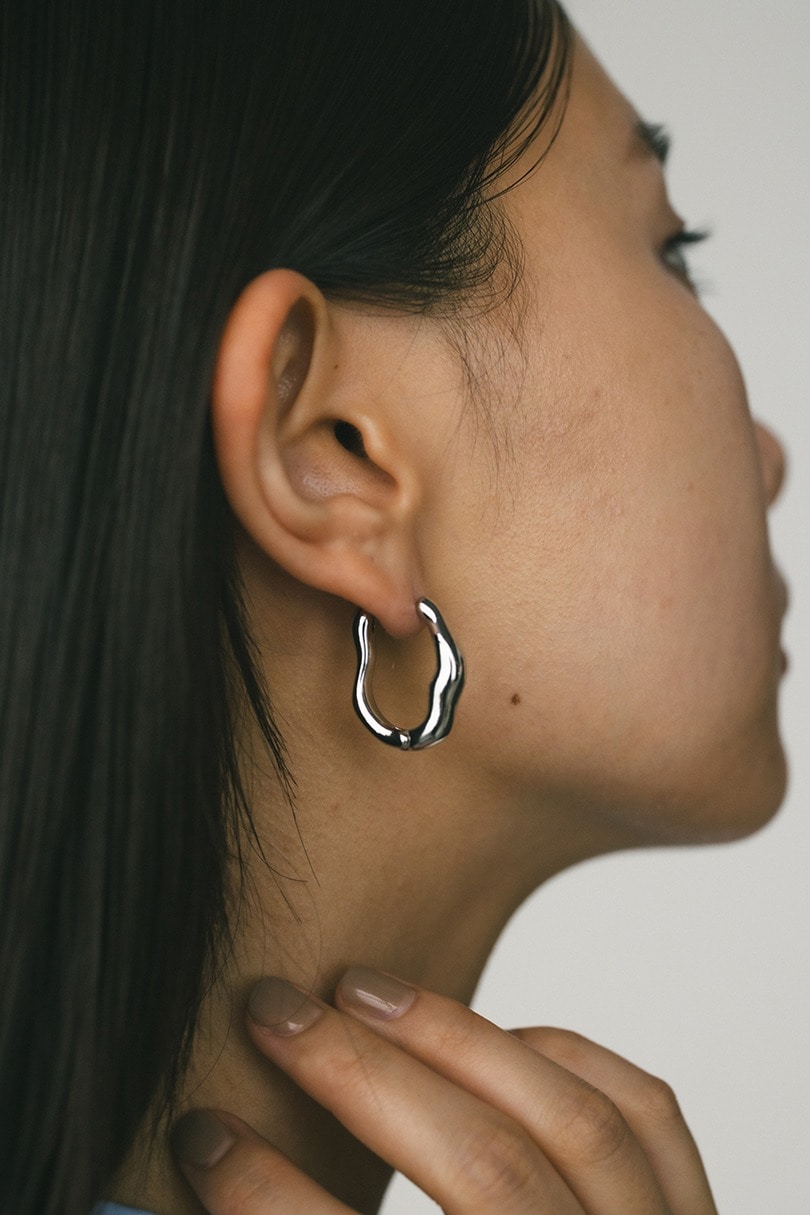 ウェーブラインフープピアス 詳細画像 SLV 2