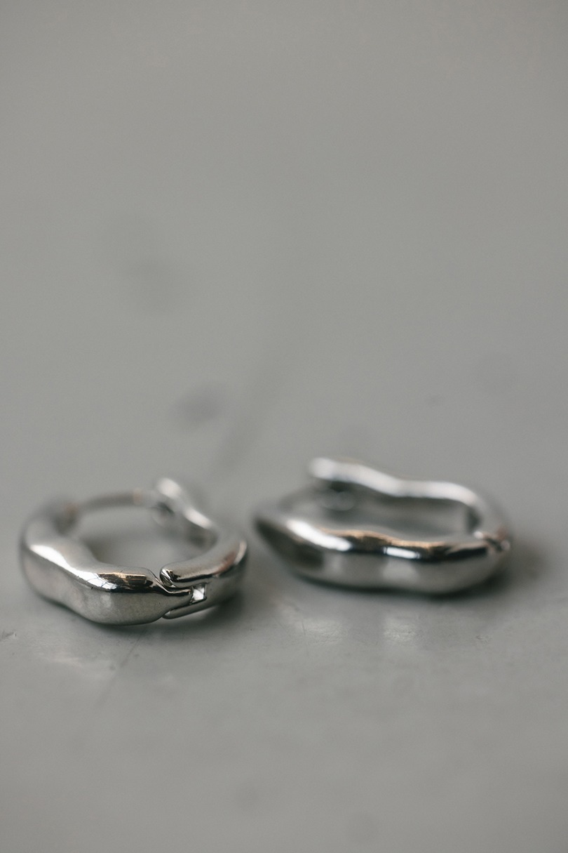 ウェーブラインフープピアス 詳細画像 SLV 7