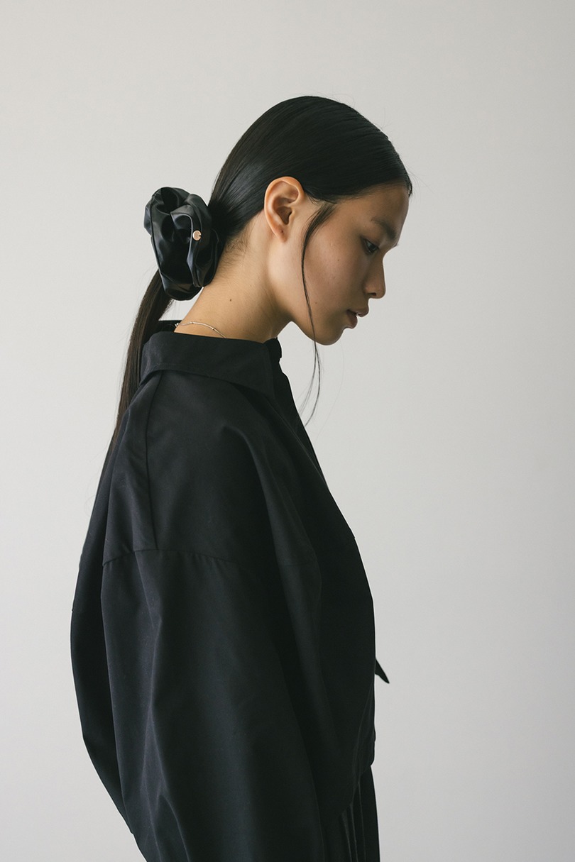 フェイクレザーシュシュ 詳細画像 BLK 3