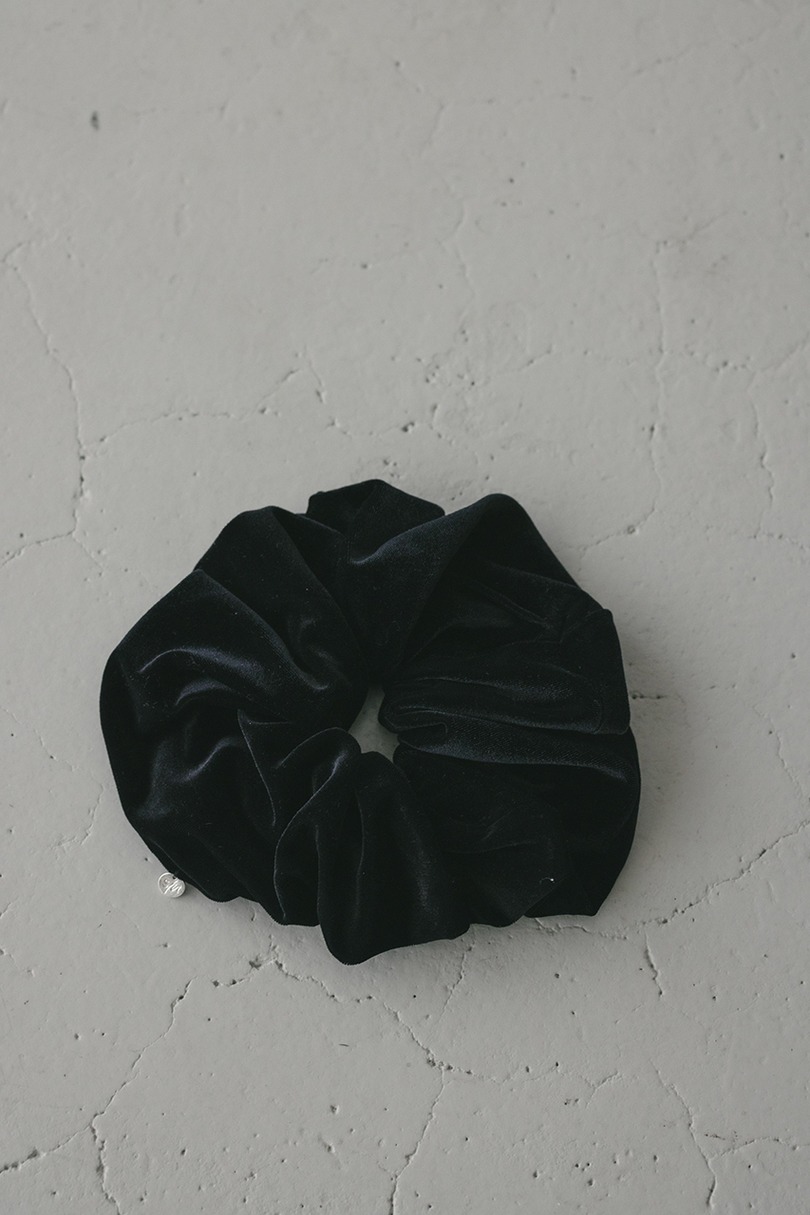 ベロアボリュームシュシュ 詳細画像 BLK 4