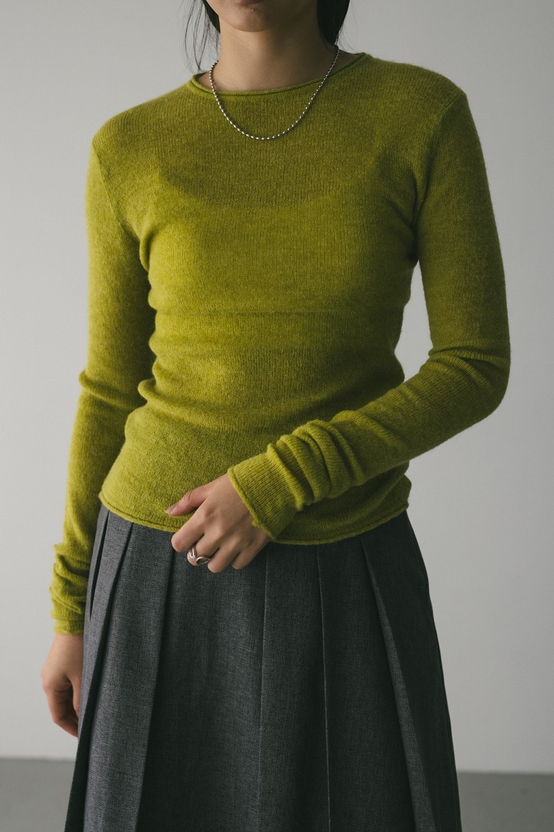 ロングスリーブソフトニット