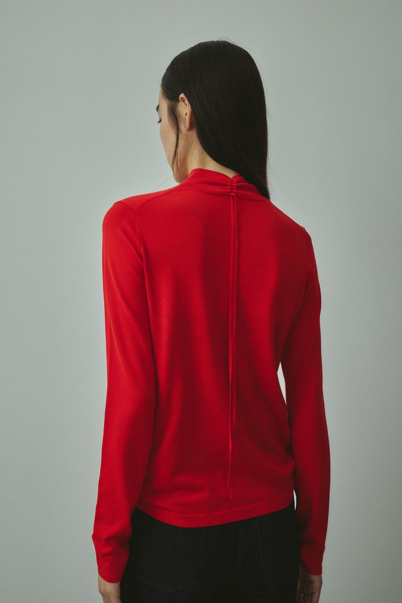 バックストリングウォッシャブルニット