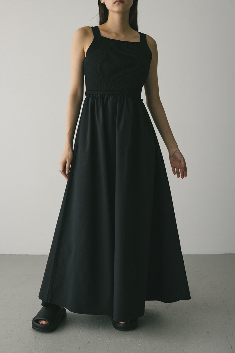 バックオープンコンビネーションワンピース