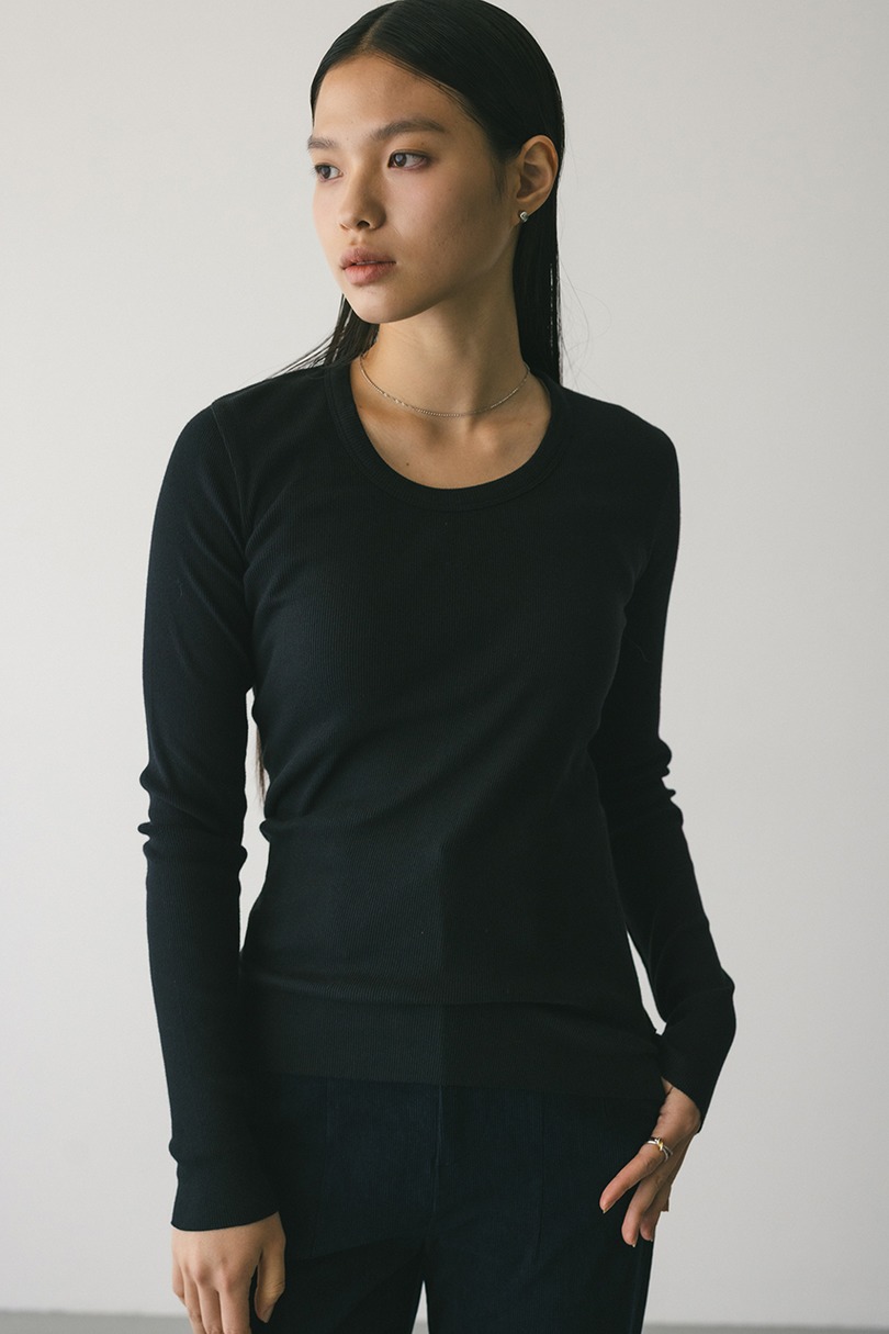 ラウンドネックロンT