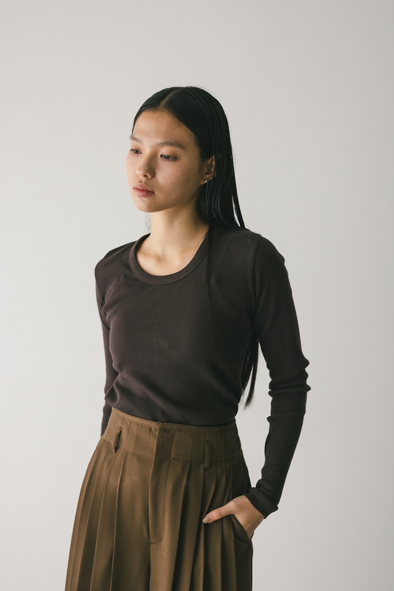 ラウンドネックロンT