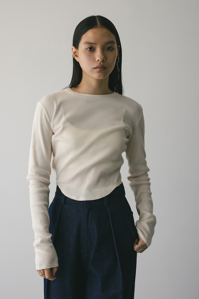 ヘムラウンドリブトップ