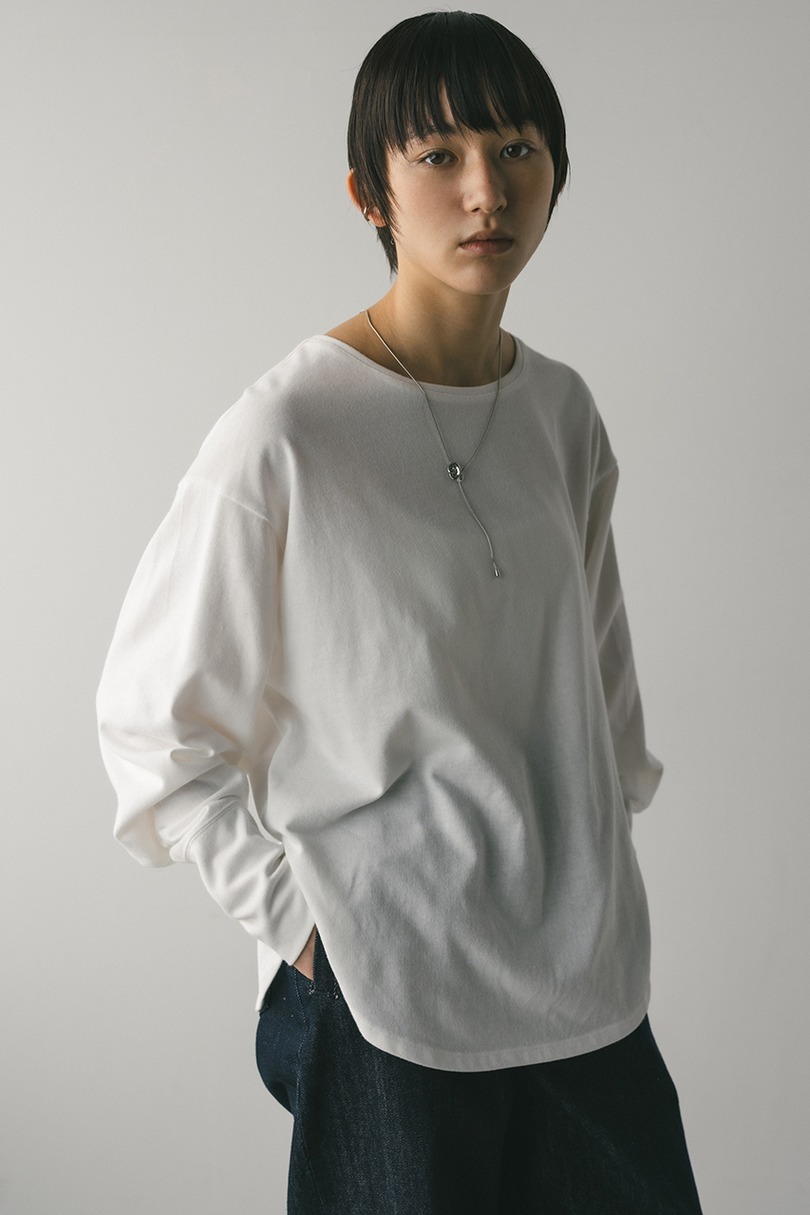 ルーズカットトップ