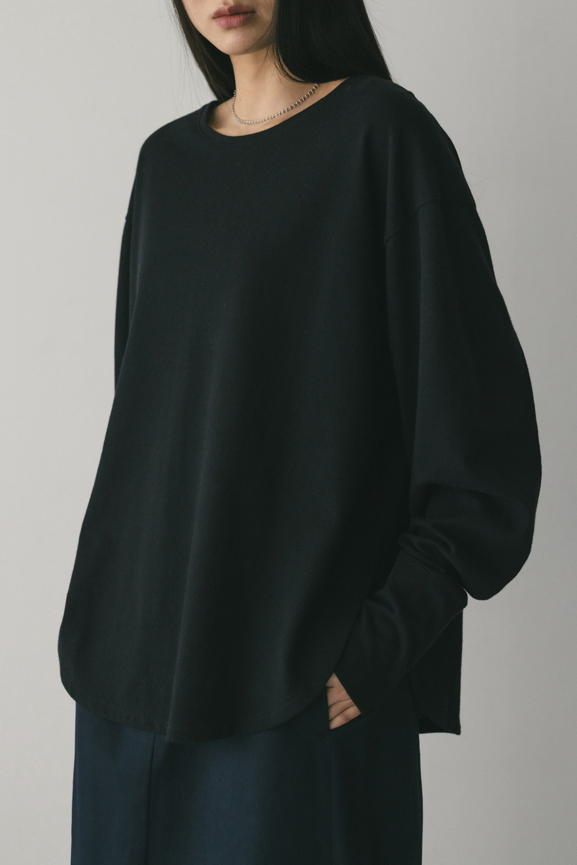 ルーズカットトップ