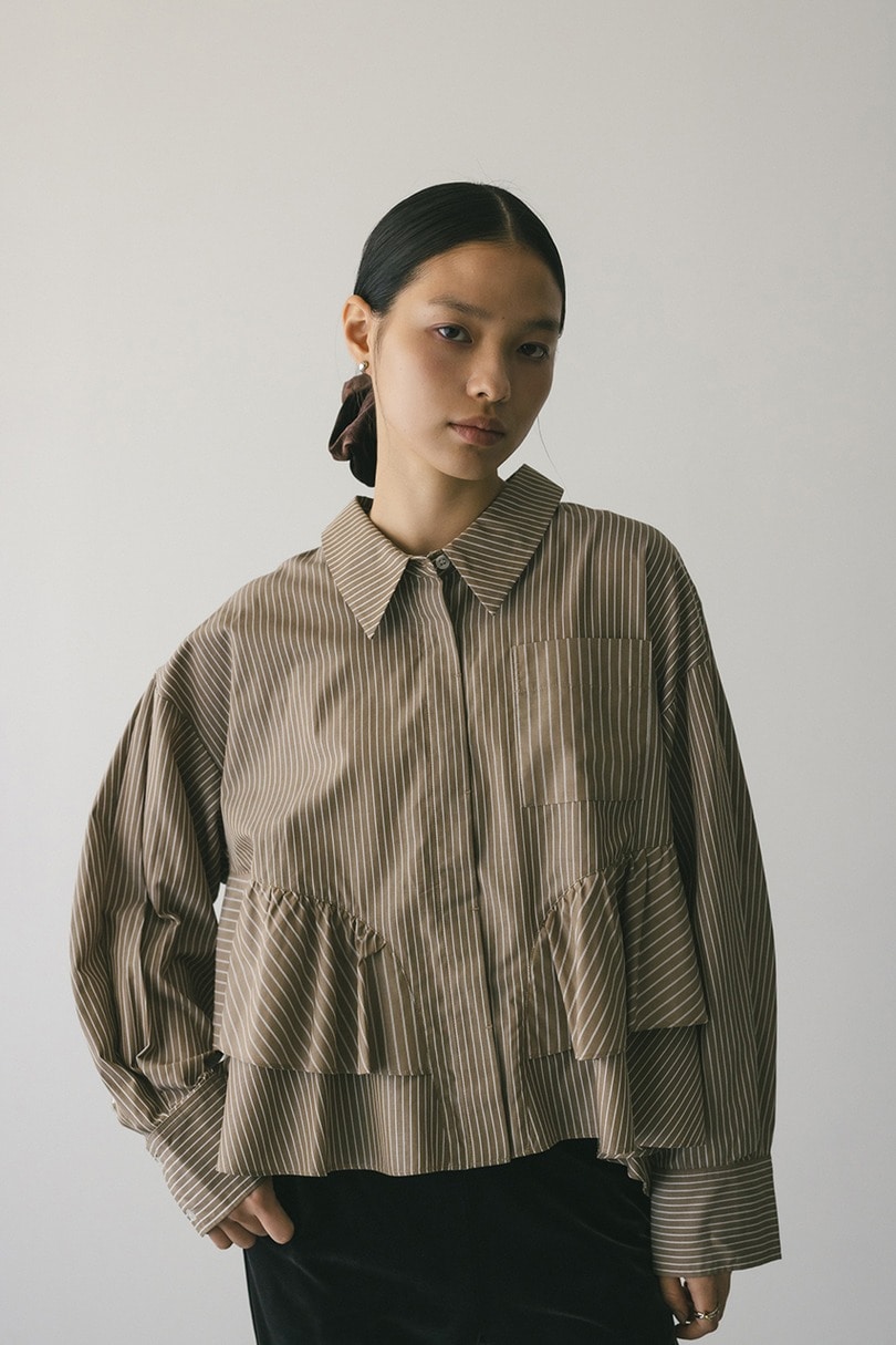 ティアードフリルシャツ