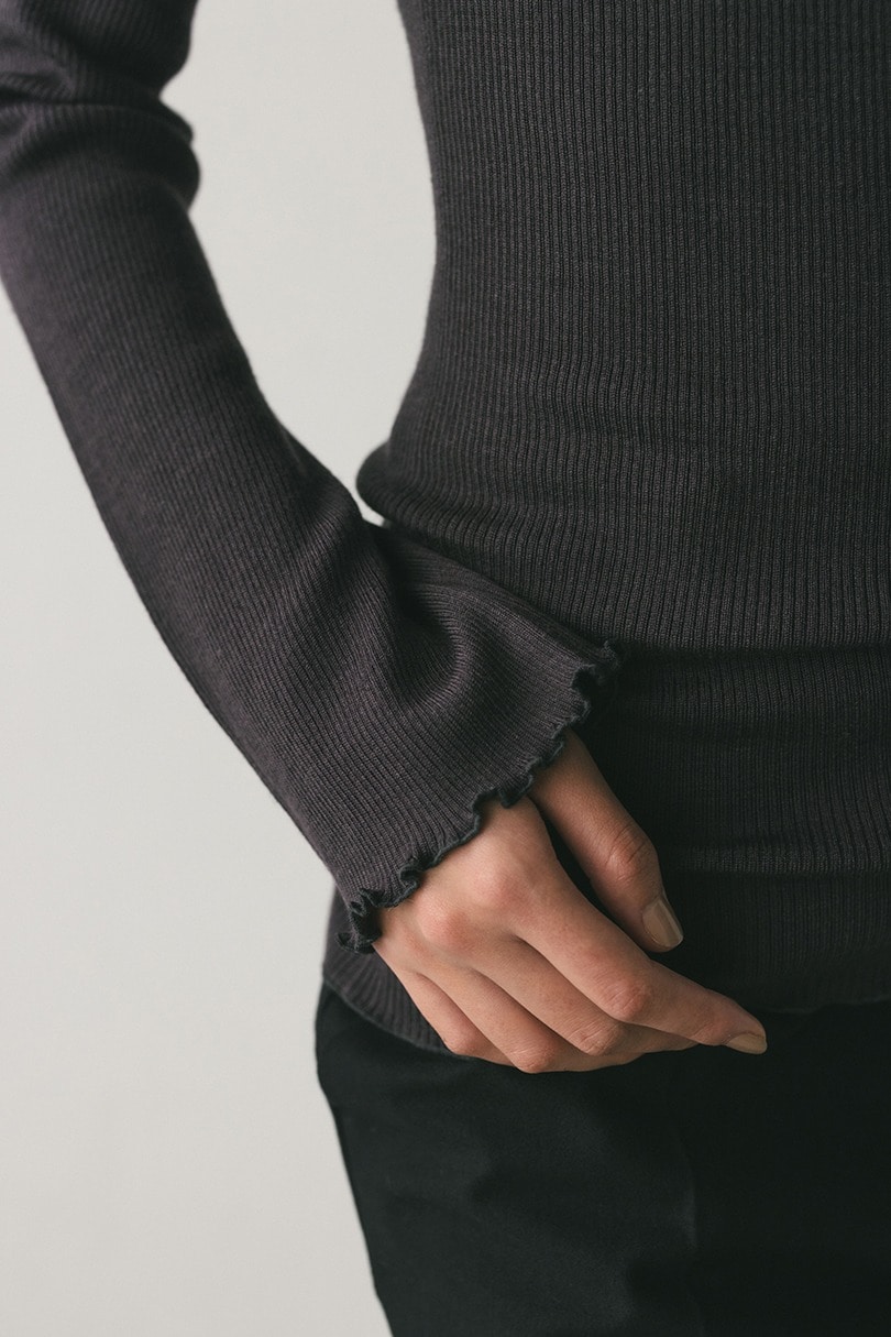 バックオープンフリルニットトップ 詳細画像 GRY 6