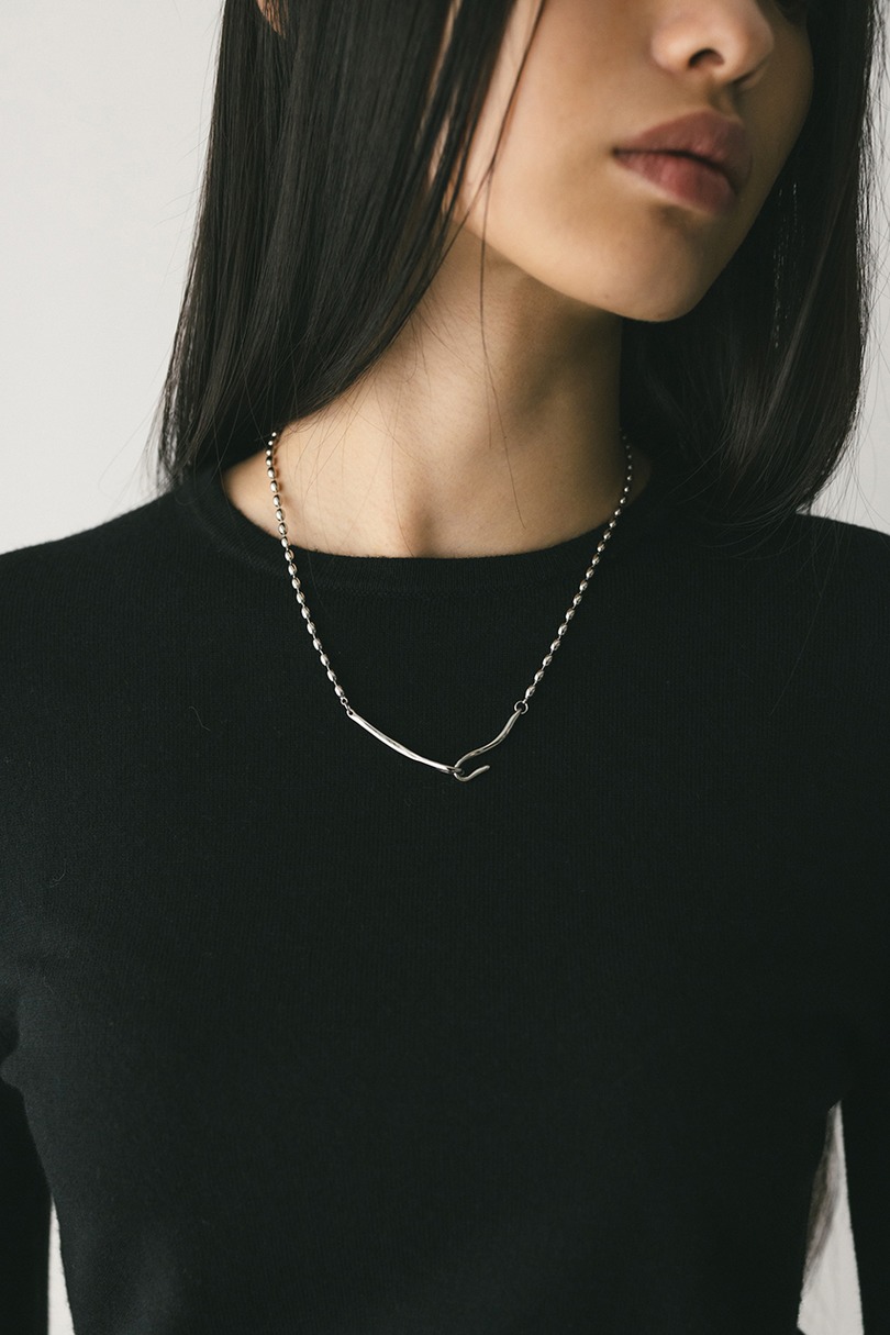 フィンガーホールクルーネックニット 詳細画像 BLK 5