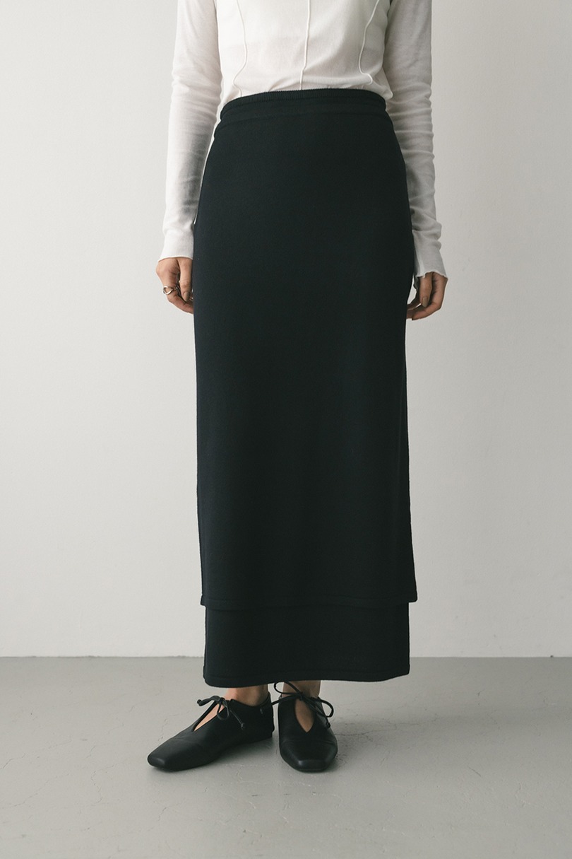 レイヤードニットスカート