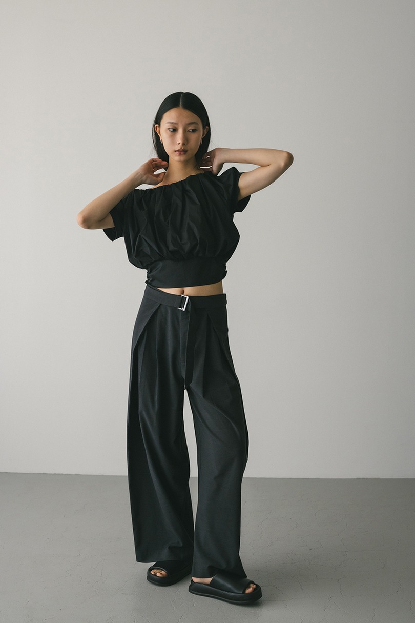 ショルダーギャザートップ