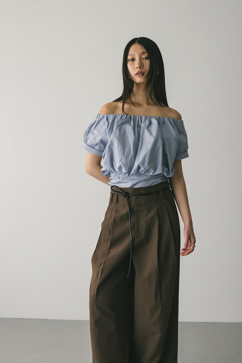 ショルダーギャザートップ