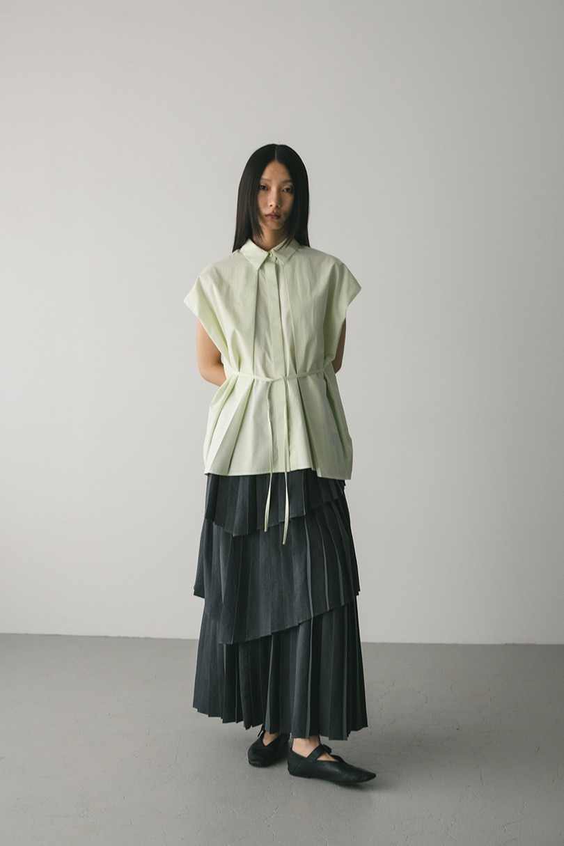 フロントタックボクシーシャツ