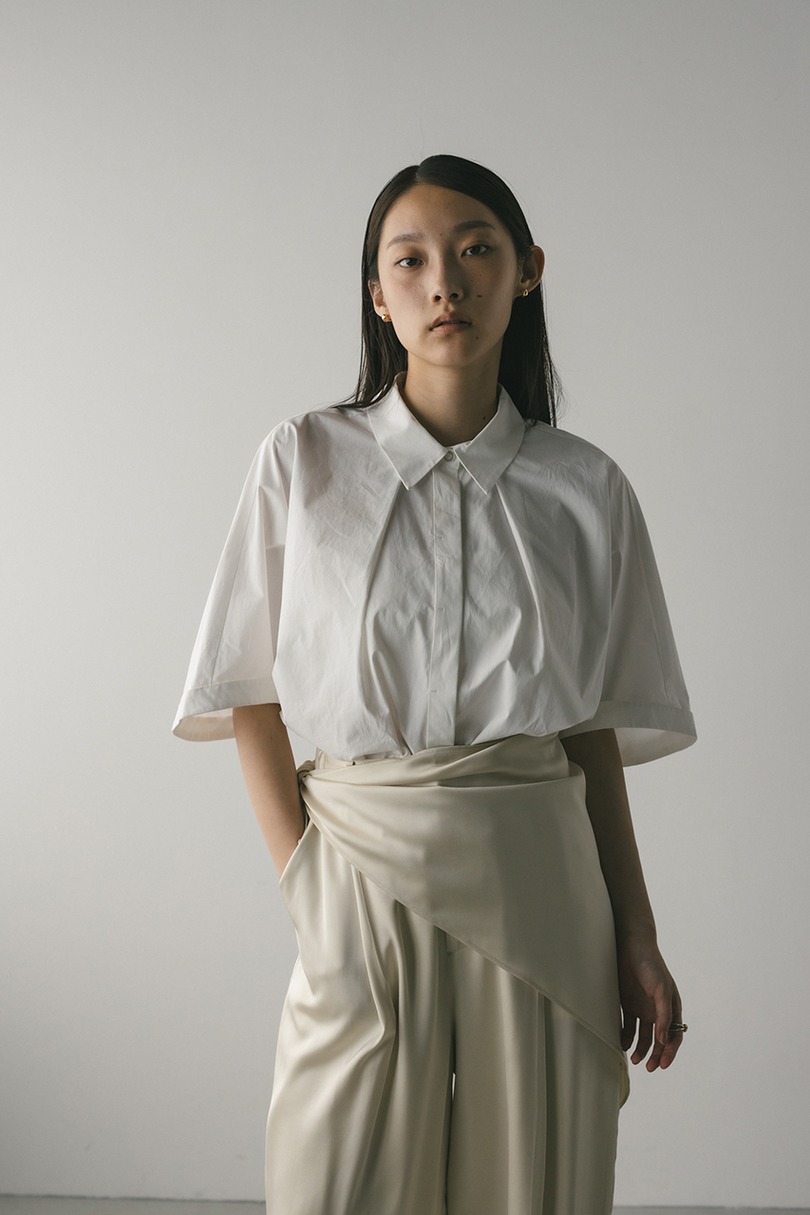 ドルマンハーフスリーブシャツ