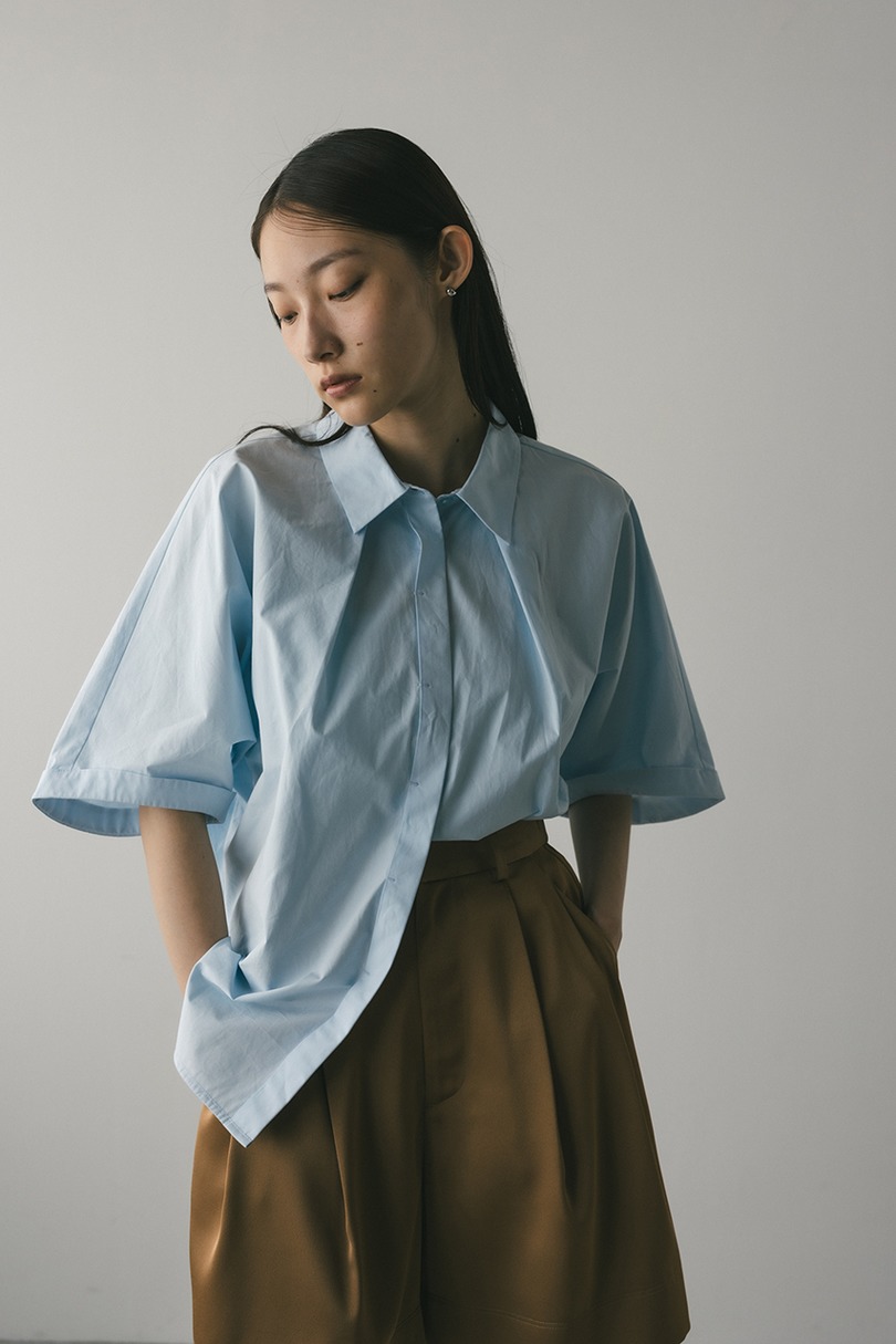 ドルマンハーフスリーブシャツ