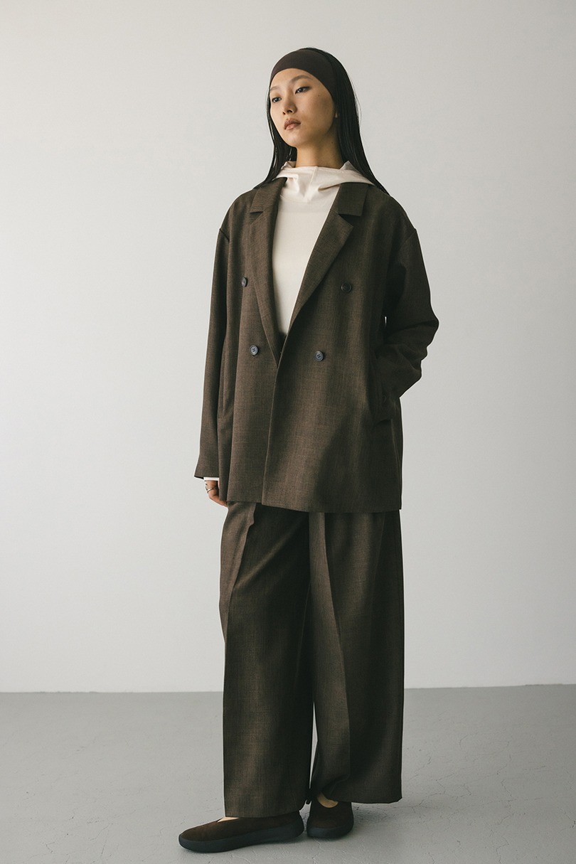 ボクシーダブルテーラードジャケット