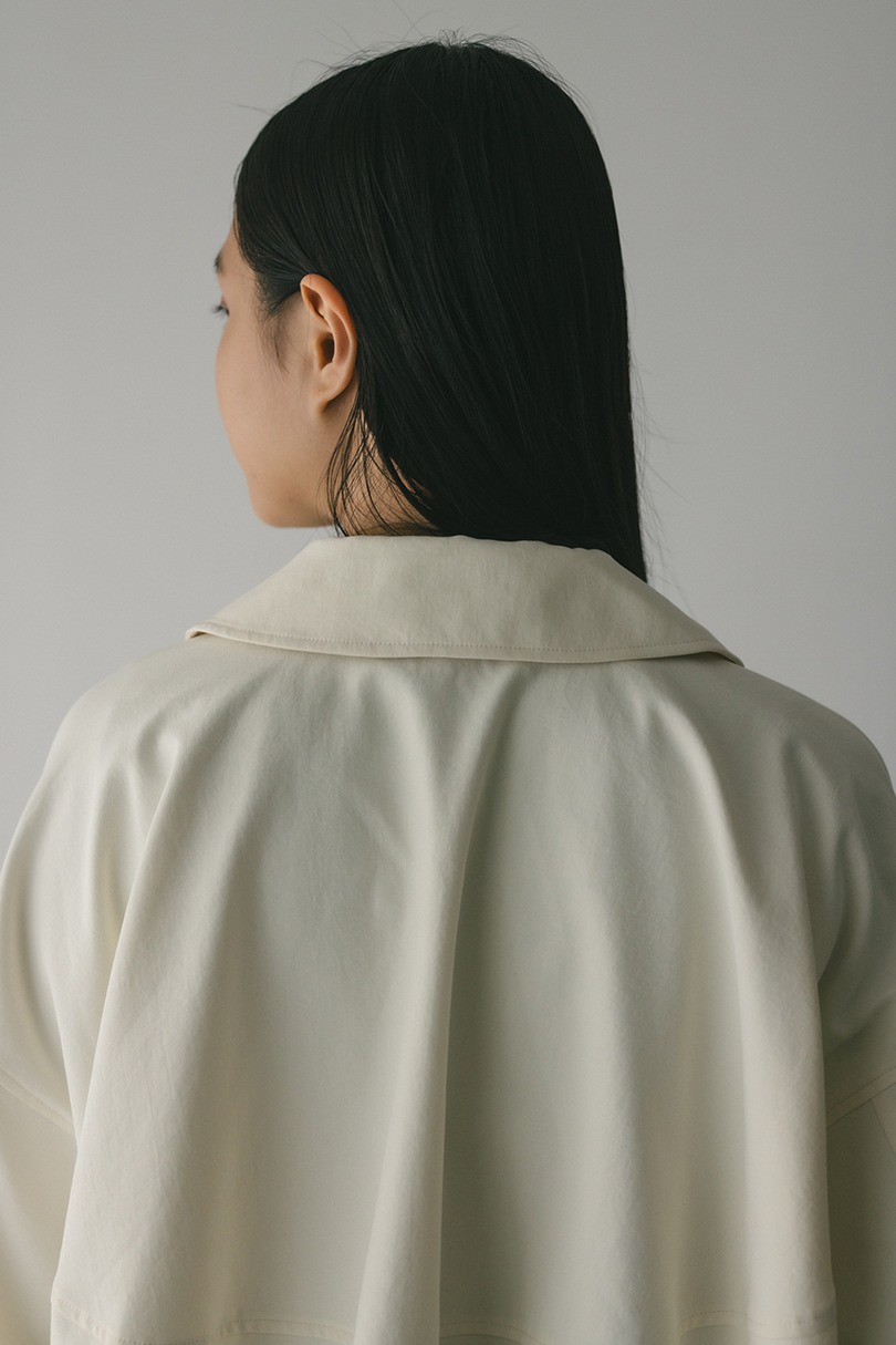 カーブフォルムライトブルゾン 詳細画像 WHT 10