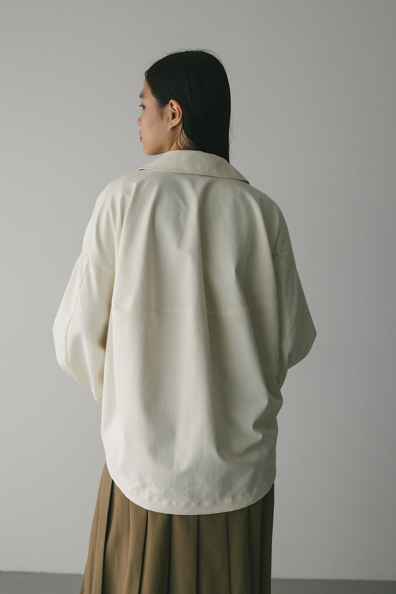 カーブフォルムライトブルゾン 詳細画像 WHT 9