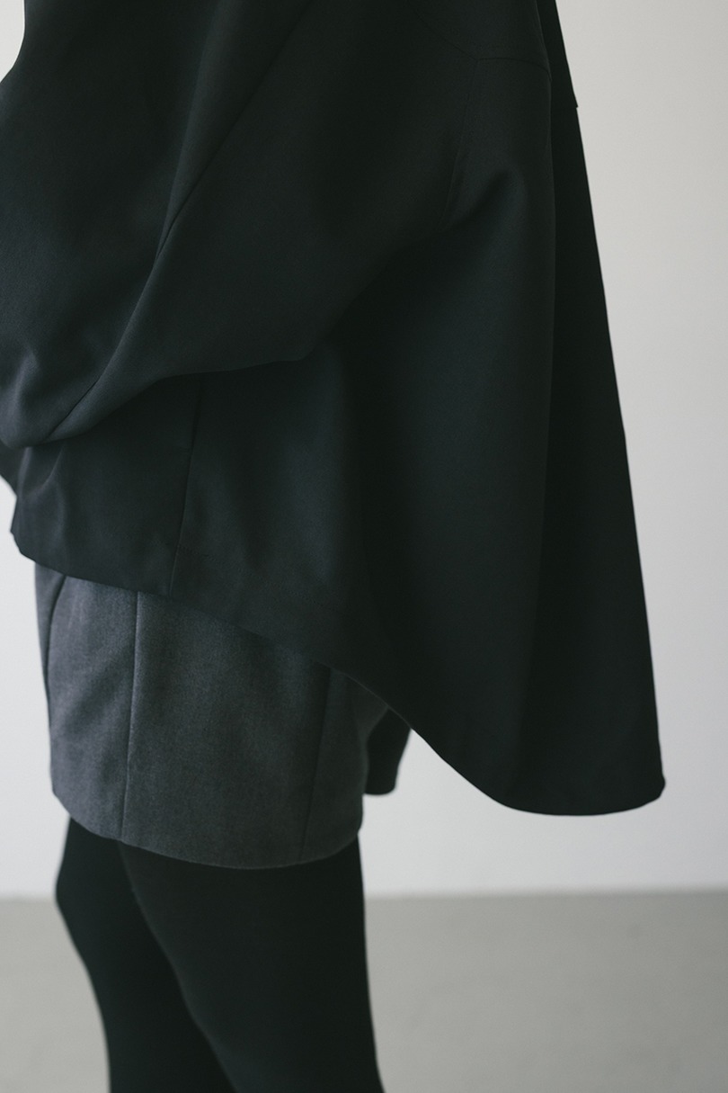 カーブフォルムライトブルゾン 詳細画像 BLK 12