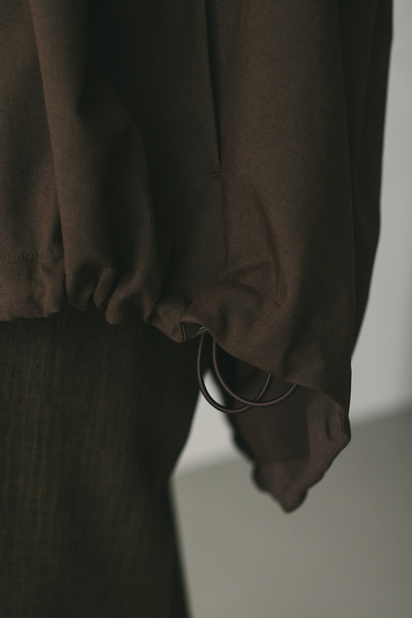 カーブフォルムライトブルゾン 詳細画像 BRN 12