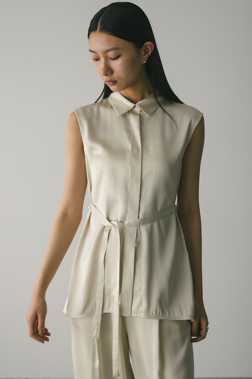 サテンベルトシャツ