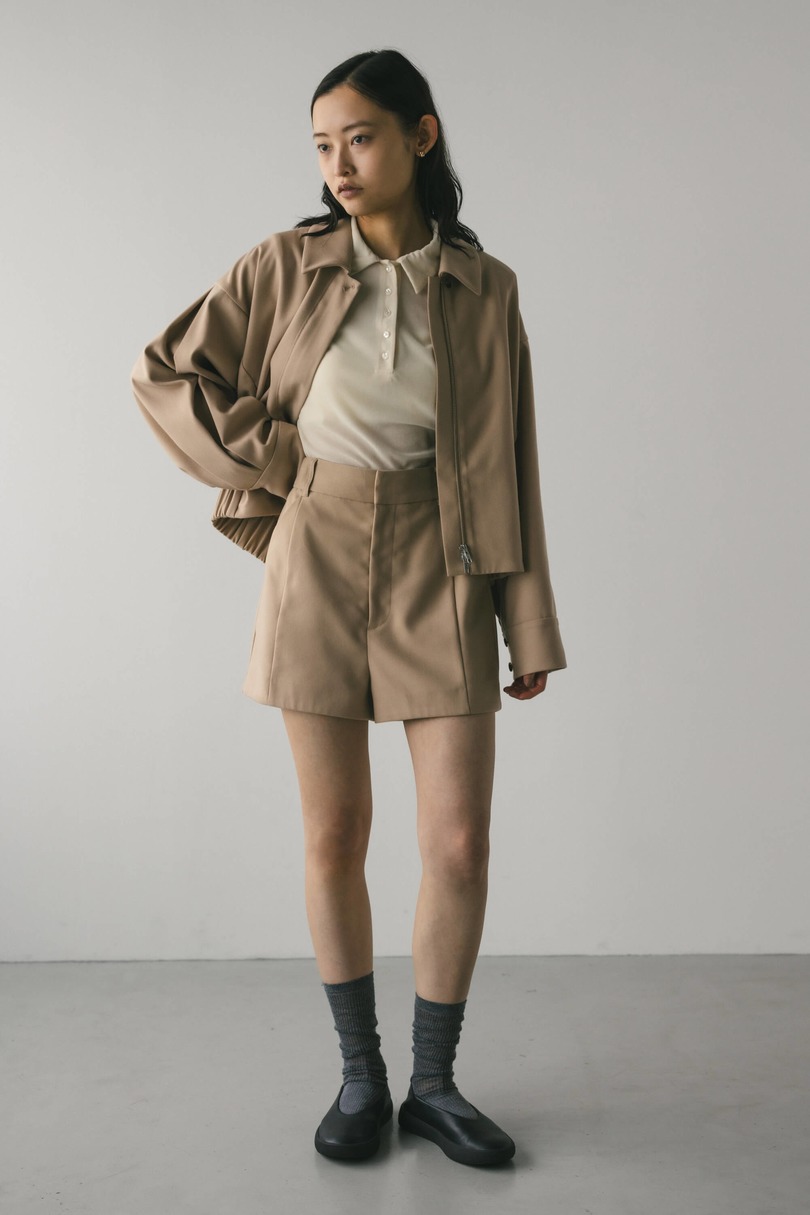 フォルムショートパンツ