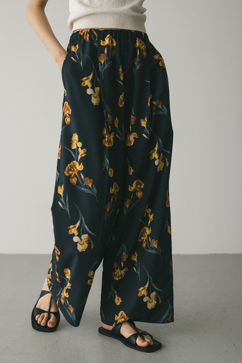ニュアンスフラワーリラックスパンツ 詳細画像 NVY 4