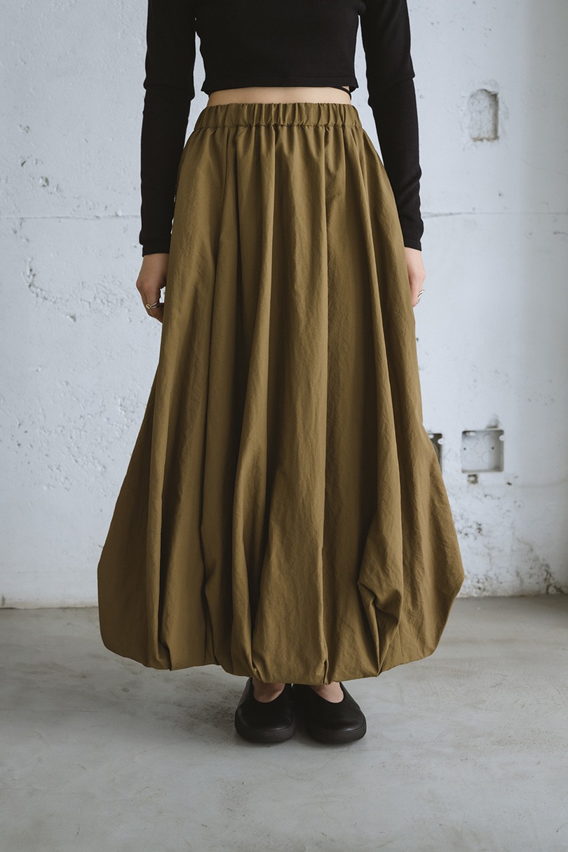 タックバルーンギャザースカート