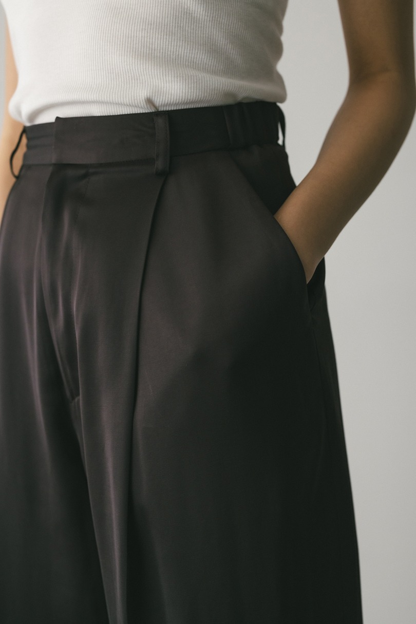 サテンタックフォルムパンツ 詳細画像 BRN 12