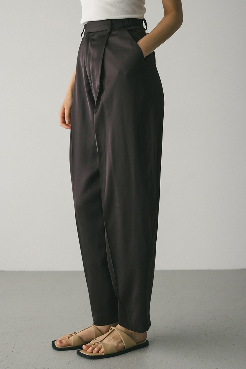 サテンタックフォルムパンツ 詳細画像 BRN 9