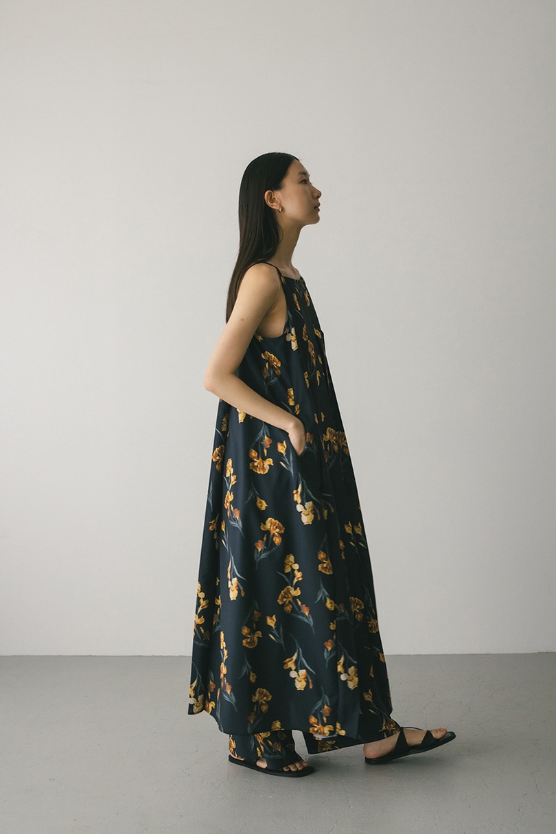 ニュアンスフラワーキャミワンピース