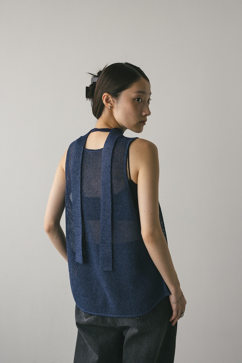 チョーカーニットタンク