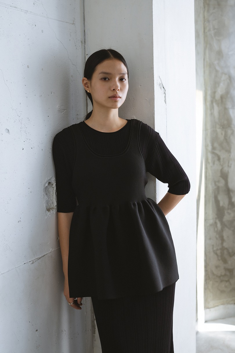 マルチWAYペプラムニットワンピース