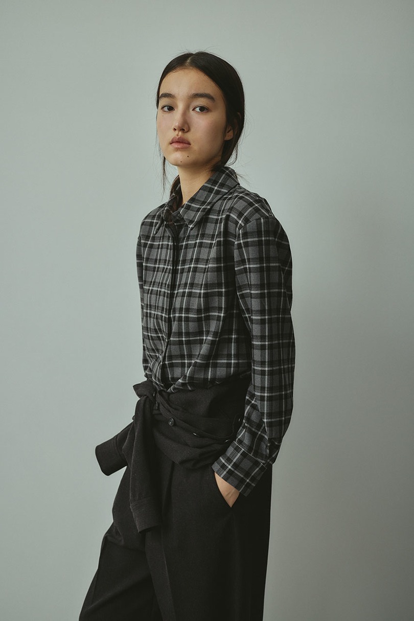 パワーショルダーチェックシャツ