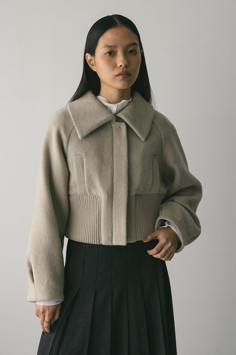 ワイドリブショートコート