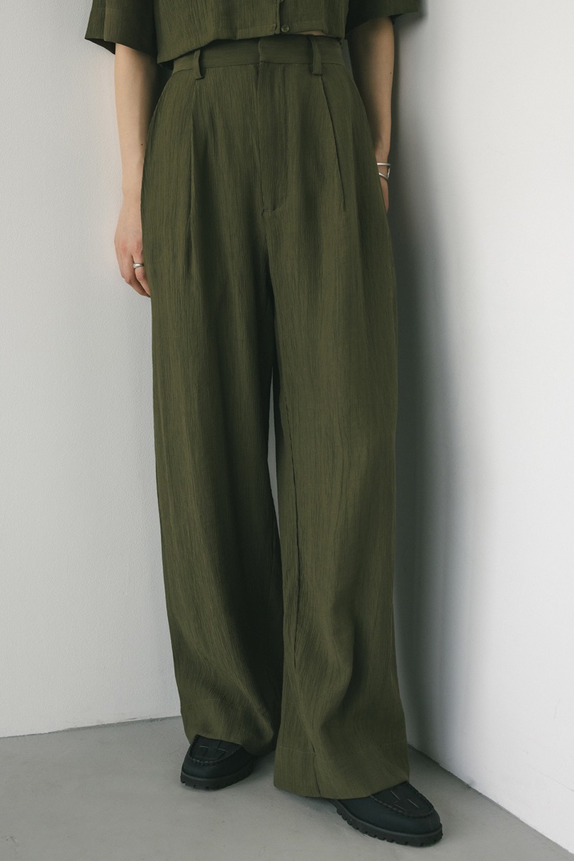 ワッシャーツータックパンツ