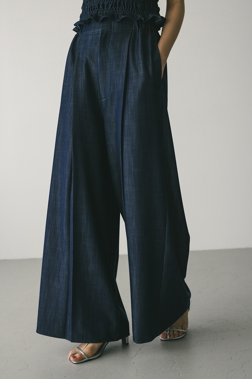 フロントタックワイドパンツ