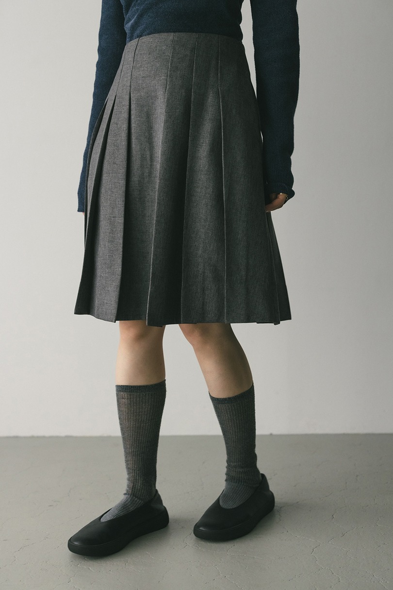 ニーレングスタックフレアスカート