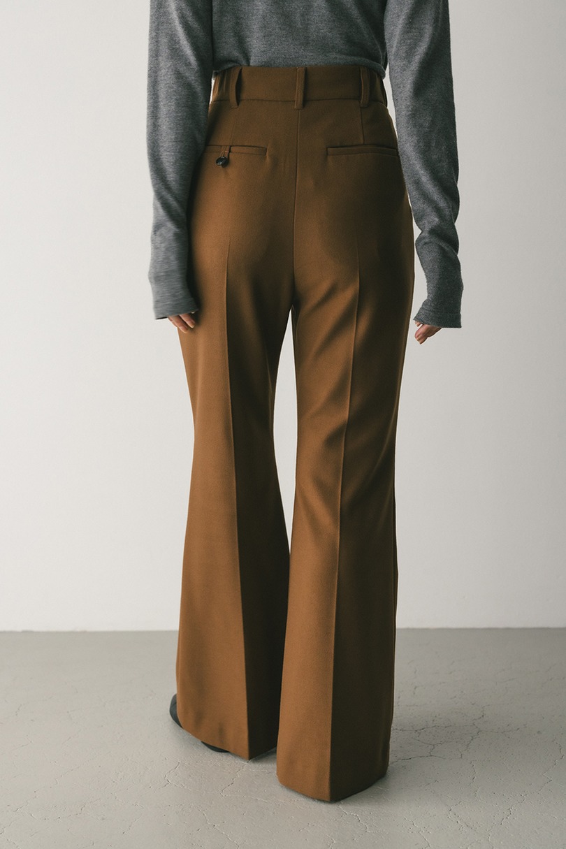 センタープレスフレアパンツ 詳細画像 BRN 7