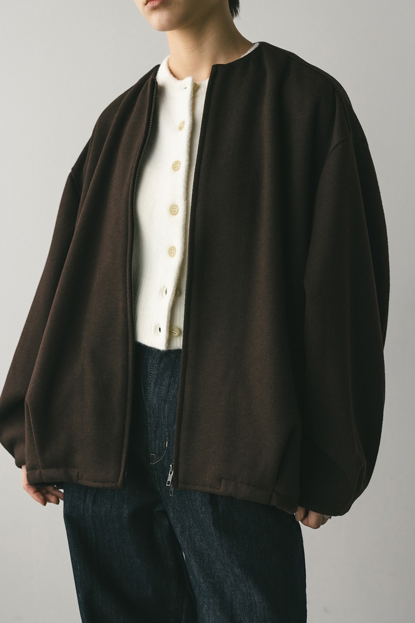 ボンディングノーカラーブルゾン