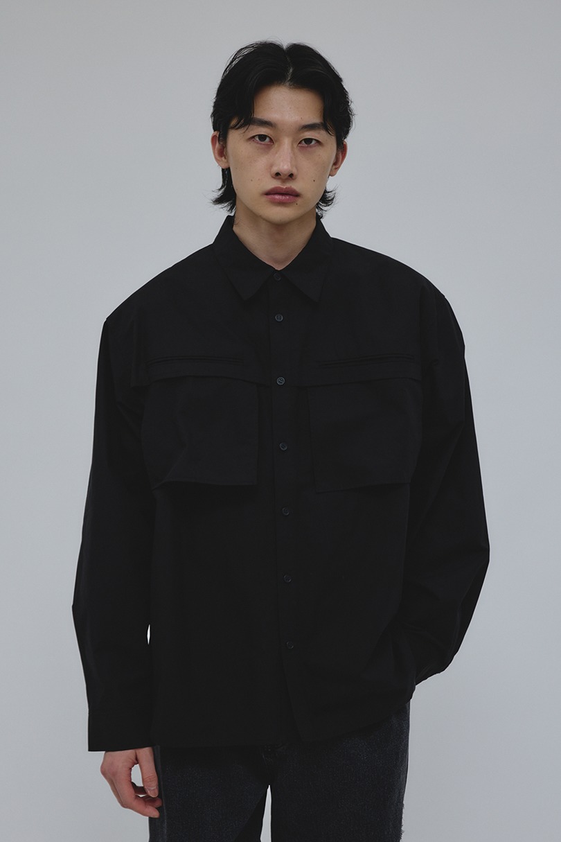 フラップポケットシャツ