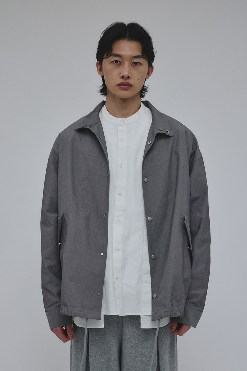 スタンドカラーコーチジャケット