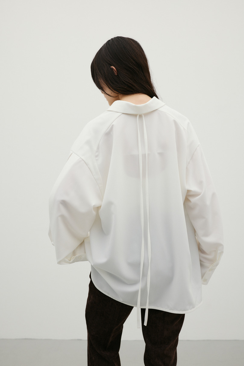 ストリングシャツ