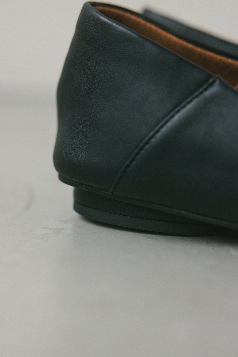 メタルモチーフパンプス 詳細画像 BLK 15